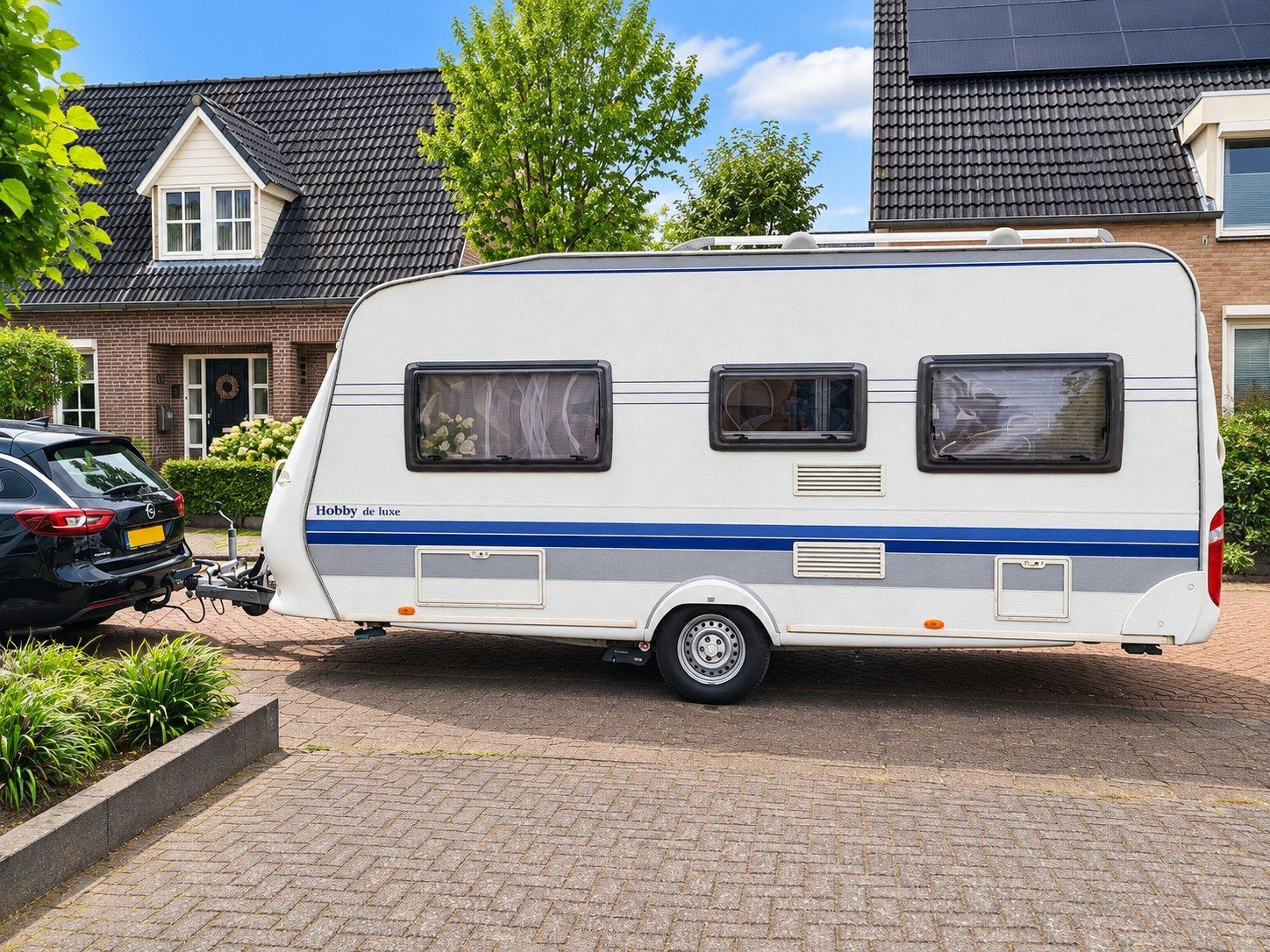 Hobby De Luxe 460 UFe 2007 |AIRCO | MOVER | LUIFEL|VOORTENT, Rondzit, Hobby, Frans bed, Particulier