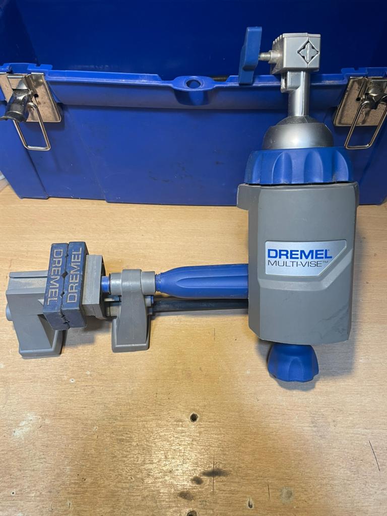 Dremel klem, Ophalen of Verzenden, Zo goed als nieuw, Gereedschap of Toebehoren
