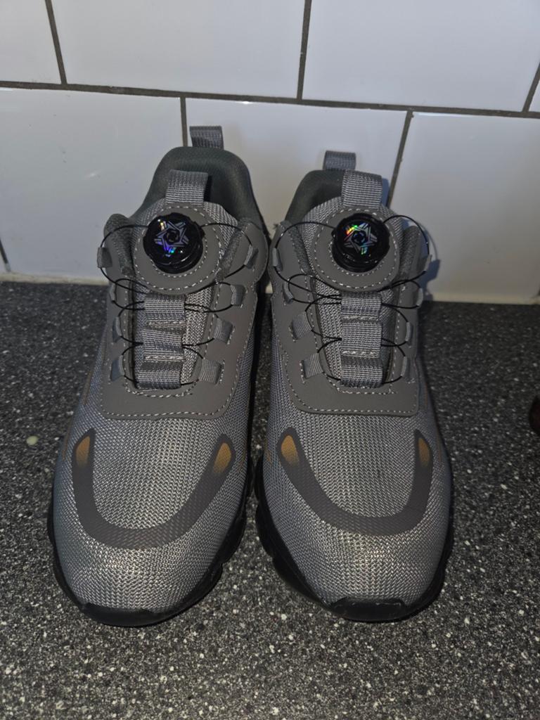 Werkschoenen lichtgewicht snelsluiting. Maat 41, Zwart, Nieuw, Ophalen of Verzenden, Werkschoenen