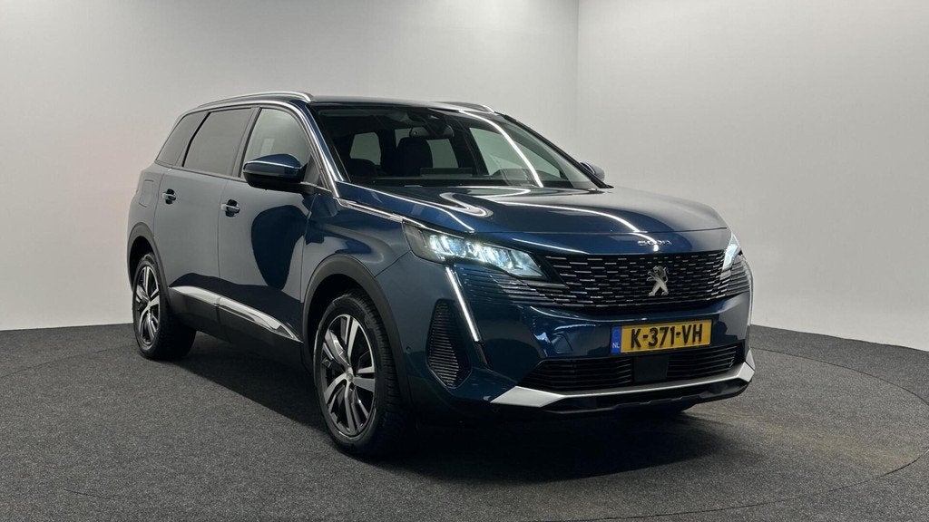 Peugeot 5008 1.2 PureTech Blue Lease Allure TREKHAAK CAMERA, Auto's, Voorwielaandrijving, Gebruikt, Euro 6, 1199 cc
