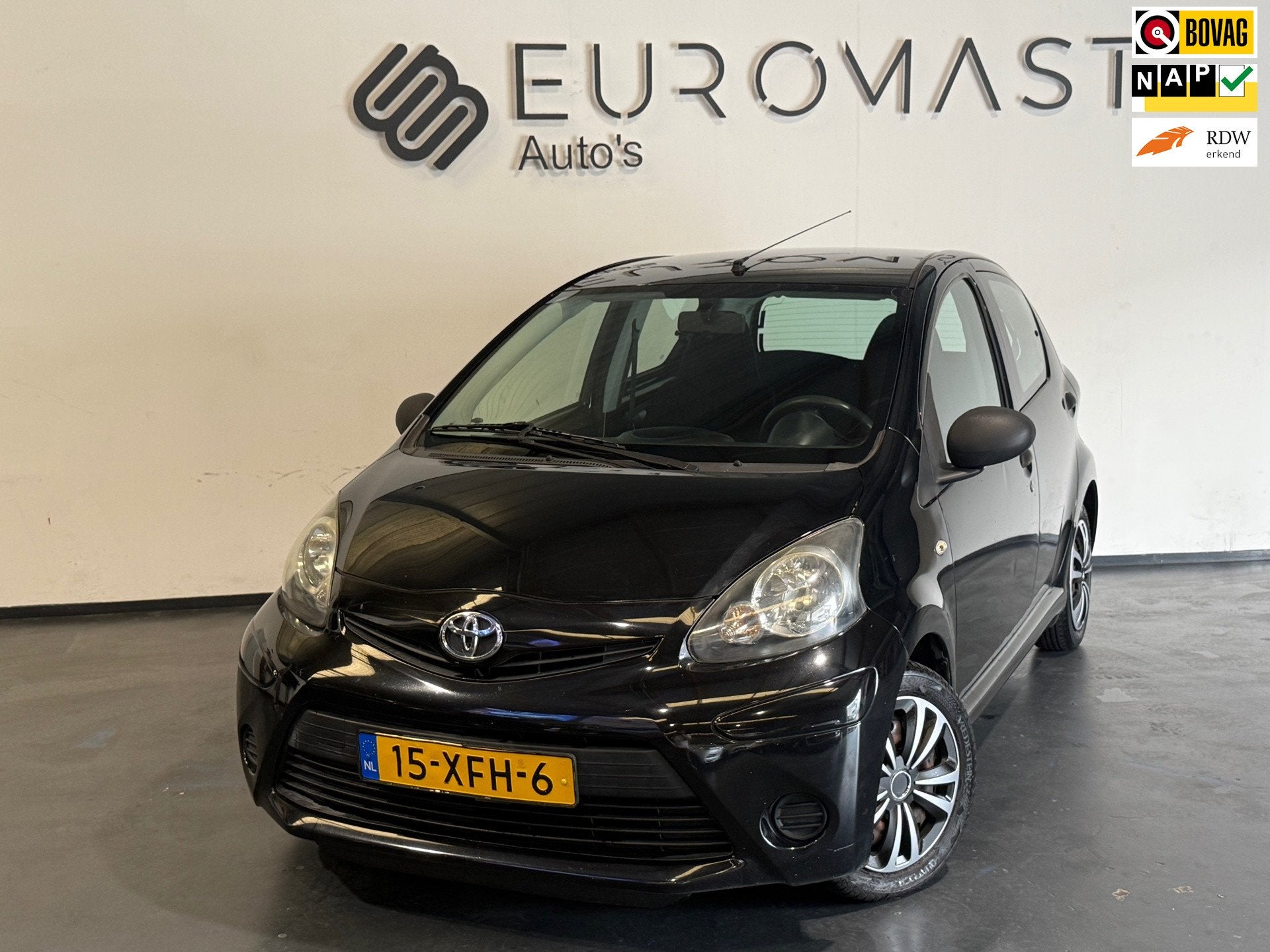 Toyota Aygo GERESERVEERD!