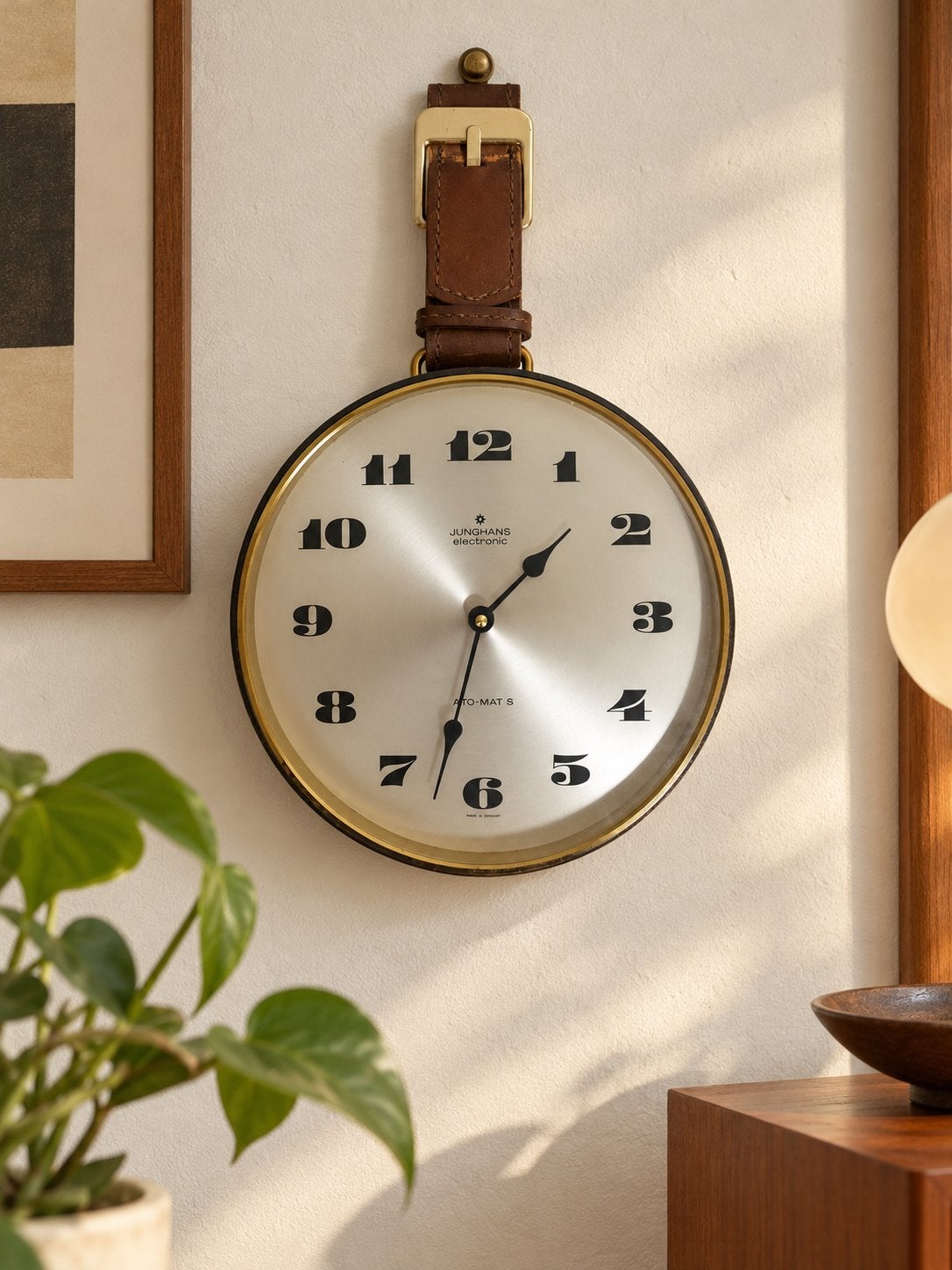 Vintage Junghans ATO-MAT S wandklok – Mid-Century Modern, Antiek en Kunst, Ophalen of Verzenden