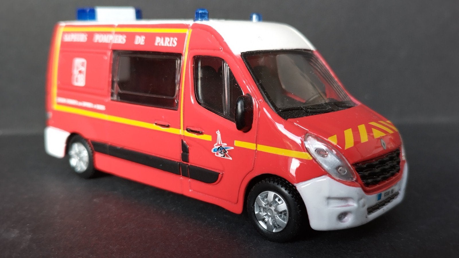 Renault Master Ambulance Pompiers 1:50 Bburago Burago Pol, Overige merken, Auto, Verzenden, .