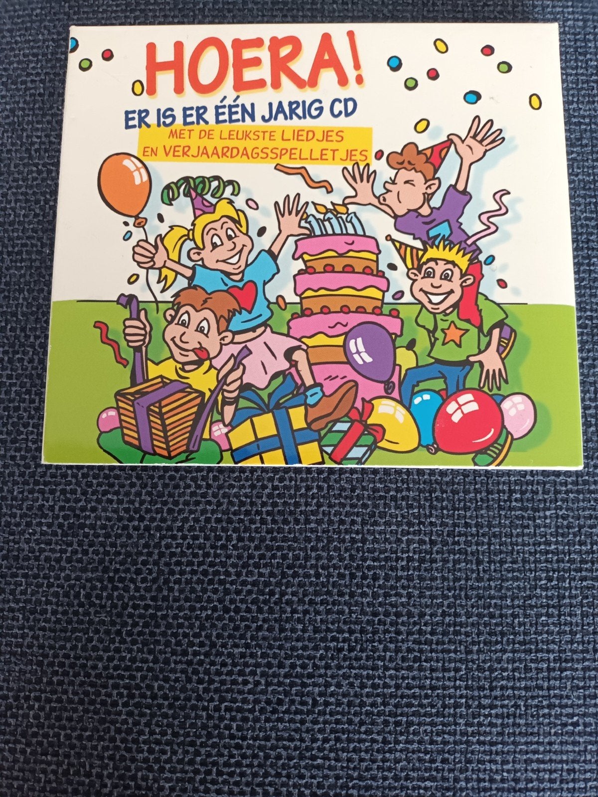 HOERA! ER IS ER ÉÉN JARIG CD, Ophalen of Verzenden, Zo goed als nieuw