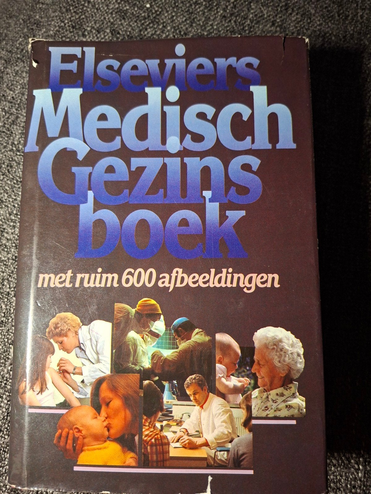 Elseviers Medisch Gezinsboek - Compleet Handboek, Boeken, Ophalen of Verzenden, Gelezen, Gezondheid en Conditie, Elsevier