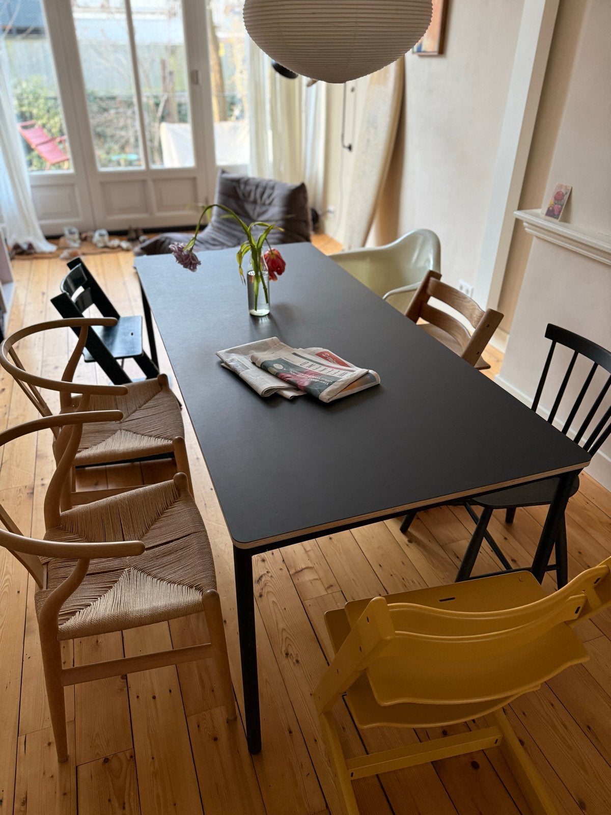 Muuto Base Tafel 190x85 Zwart Linoleum Multiplex Rand, Ophalen, 50 tot 100 cm, Zo goed als nieuw, Vijf personen of meer