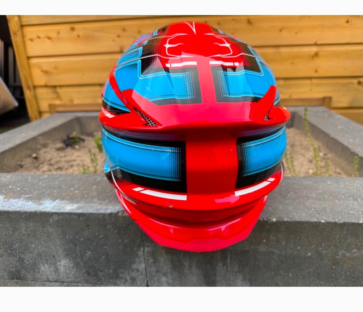 Shoei MX motorcross helm maat L - Rood/Blauw, Motoren, Ophalen of Verzenden, Shoei, L, Tweedehands