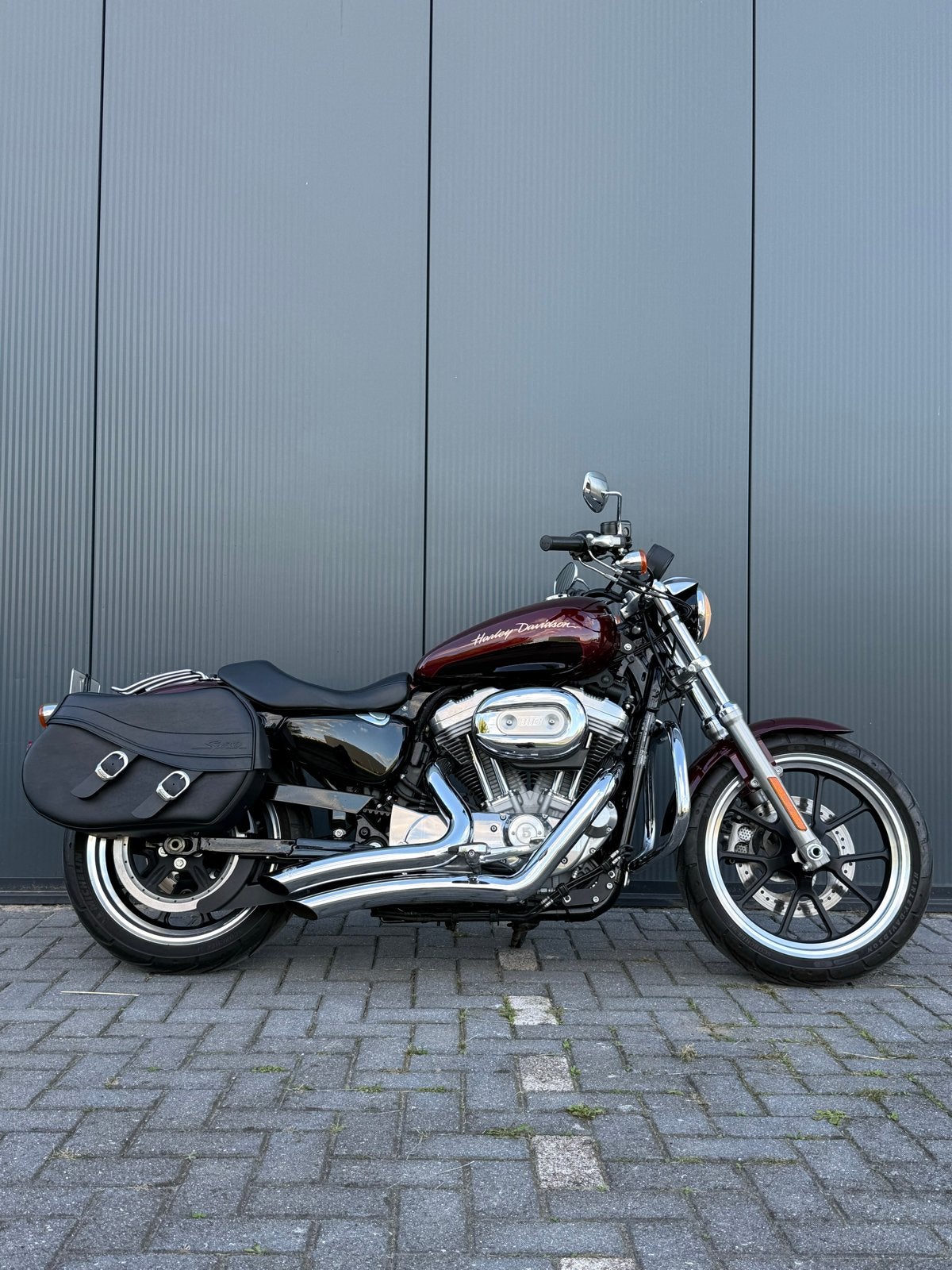 Prachtige Harley-Davidson 883 Superlow veel extra’s, Motoren, 2 cilinders, Sportuitlaat, 883 cc, Meer dan 35 kW