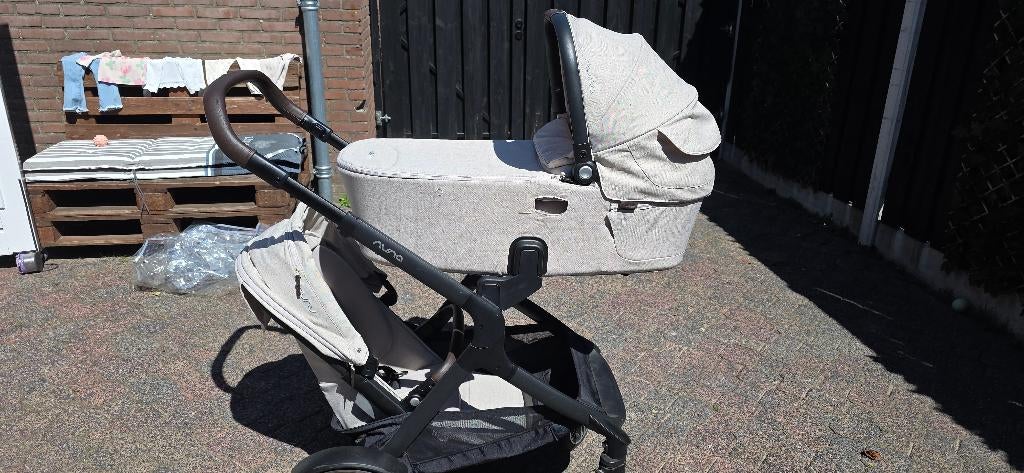 Nuna Demi Next Complete set, Kinderen en Baby's, Kinderwagens en Combinaties, Zo goed als nieuw, Combiwagen, Verstelbare duwstang