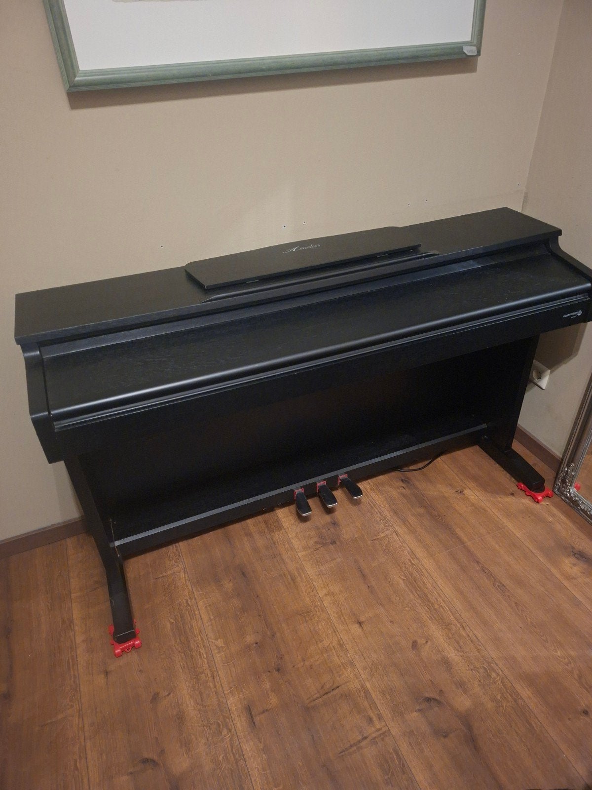 Amadeus D300 digitale piano, Muziek en Instrumenten, Piano's, Ophalen of Verzenden, Zwart