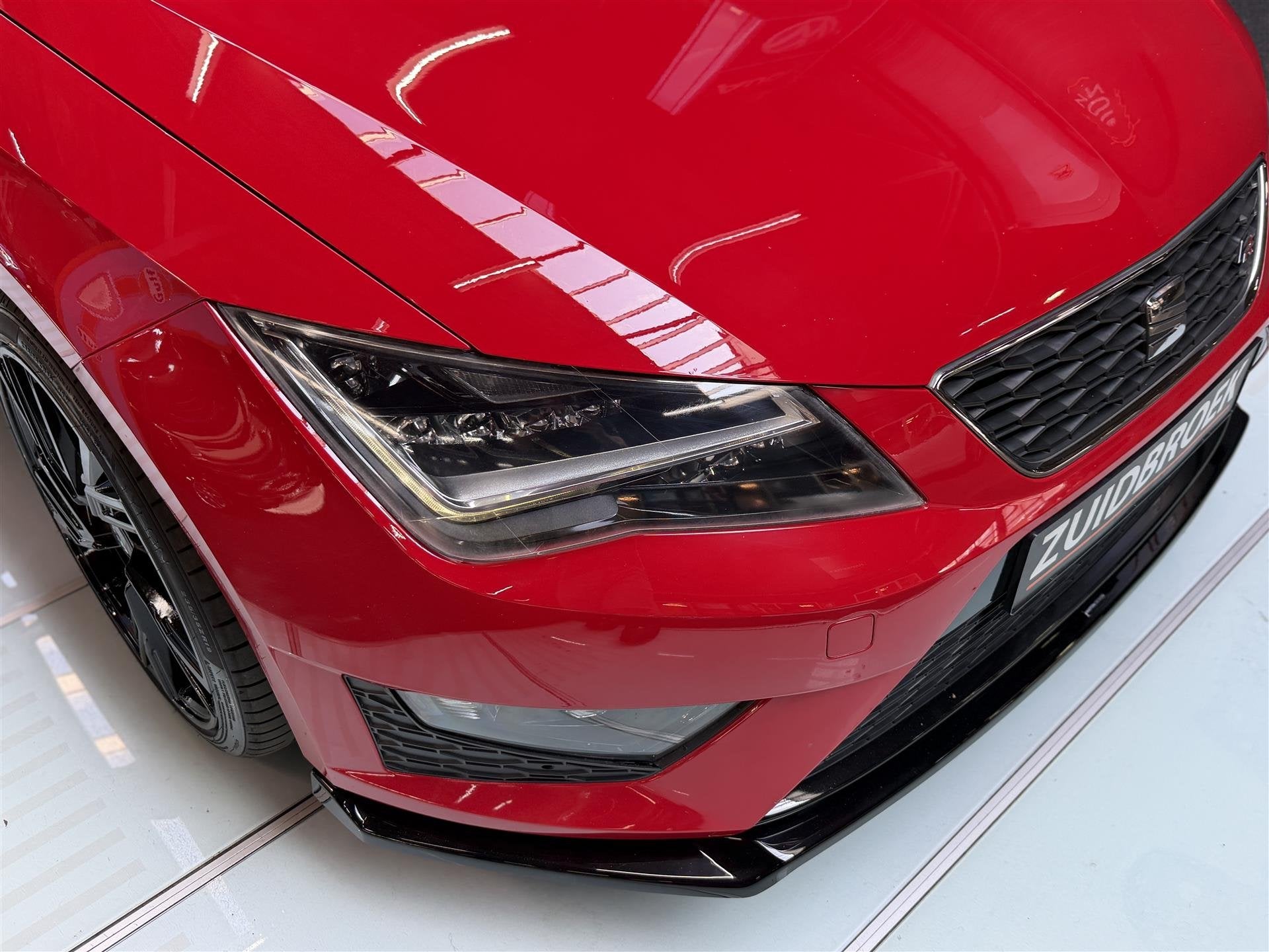 Foto 7 van SEAT Leon 1.4 TSI FR Pano | Led | Maxton | Navi | Clima