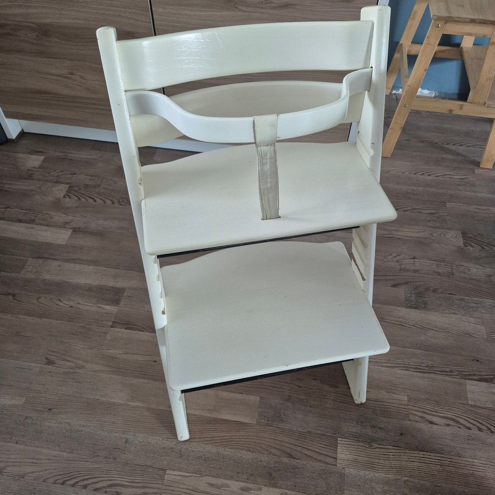 Stokke Tripp Trapp kinderstoel (oud model), Kinderen en Baby's, Kinderstoelen, Ophalen, Gebruikt, Meegroeistoel, Gordel(s)