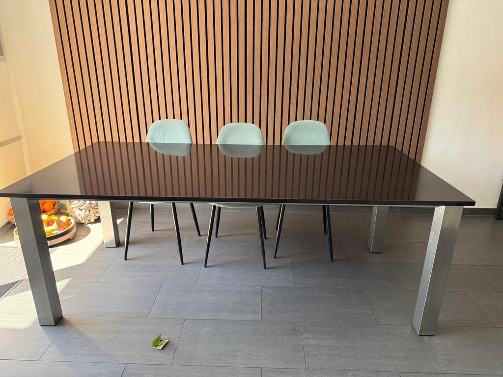 Robuuste eettafel met composiet blad en RVS poten, Huis en Inrichting, Tafels | Eettafels, Ophalen, 50 tot 100 cm, Zo goed als nieuw