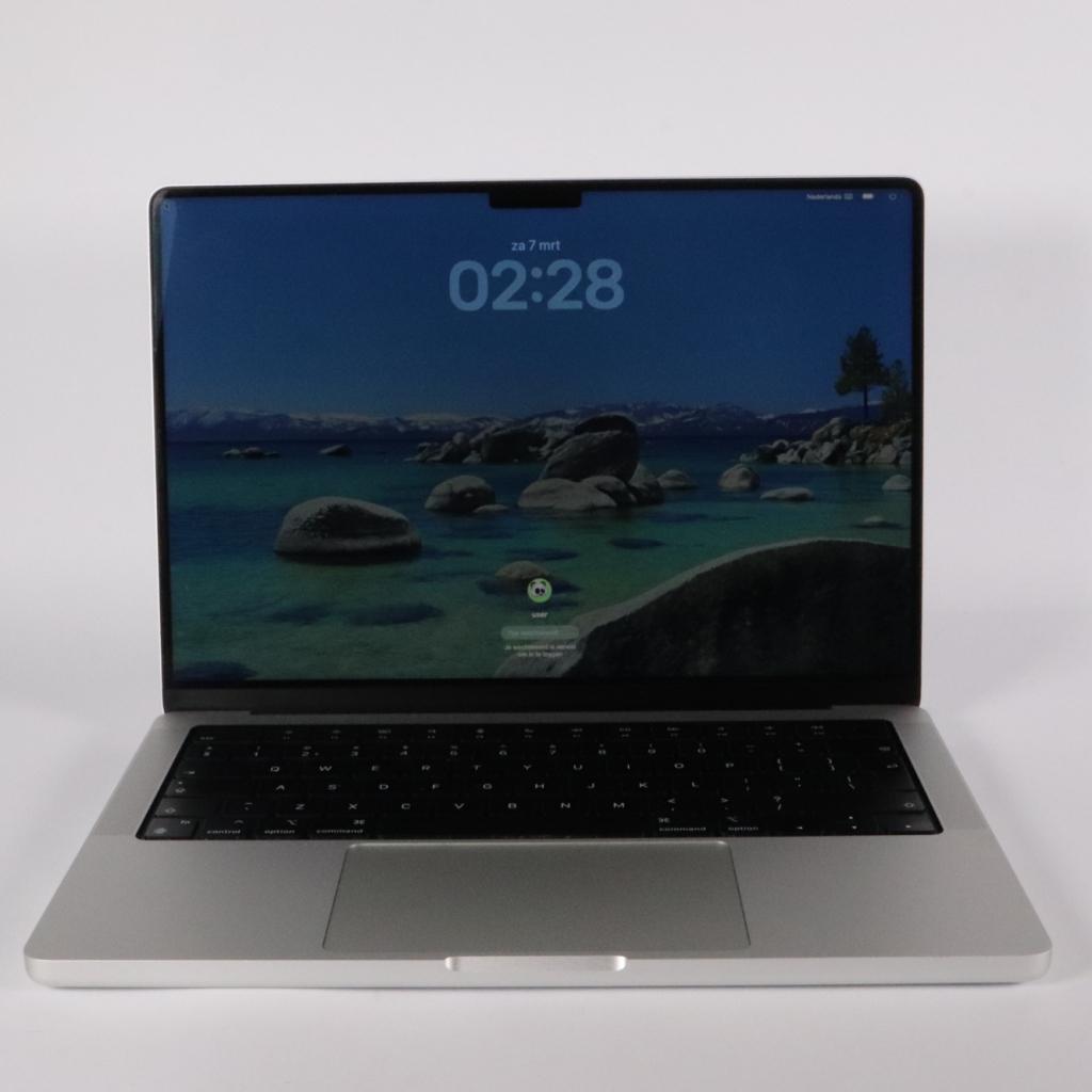 Macbook Pro 2021 M1 Pro 14" 16GB 512GB (704 Cycli), Apple, Gebruikt, Support@apple.com, One Apple Park Way
Cupertino, CA 95014
United States