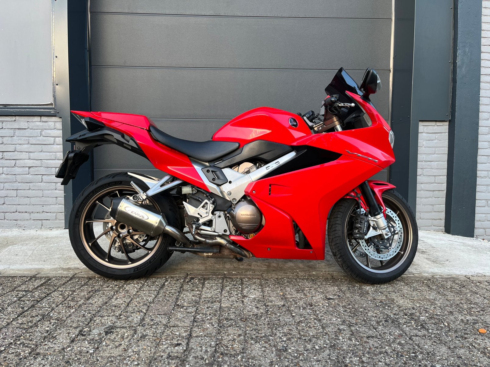 Honda vfr 800 f, Motoren, Motoren | Honda, 782 cc, 4 cilinders, Motorrijbewijs A, Meer dan 35 kW