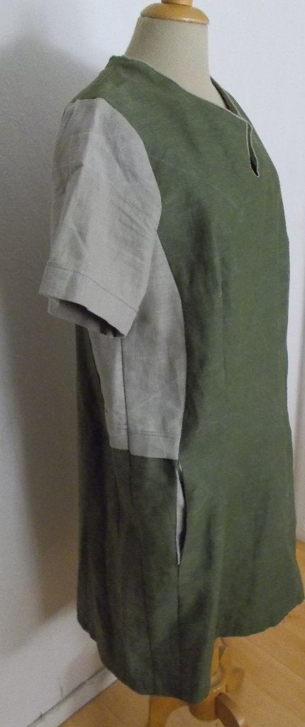 Linnen mooie handgemaakte jurk! L, Kleding | Dames, Jurken, Verzenden, Maat 42/44 (L), Zo goed als nieuw, Knielengte