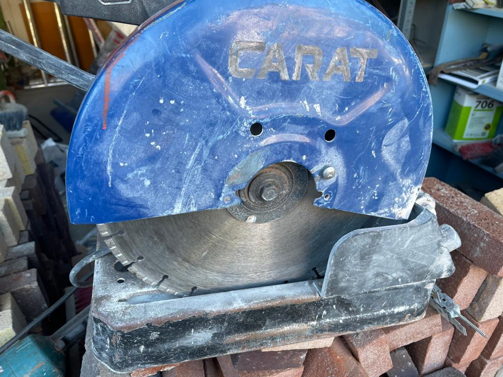 Carat steenzaag easycoup 350, 70 mm of meer, Ophalen of Verzenden, Zo goed als nieuw, Afkortzaag