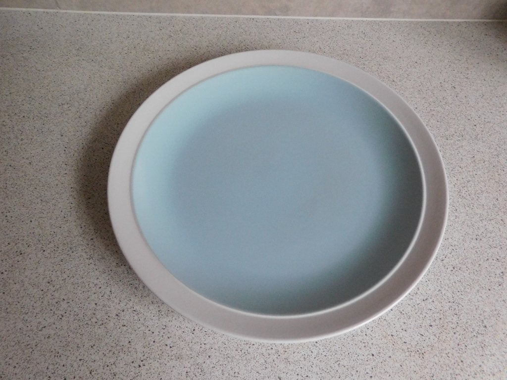Bord 29 cm. Cool Mist Blauw Johnson Brothers, Ophalen of Verzenden, Zo goed als nieuw, Bord(en), Overige stijlen