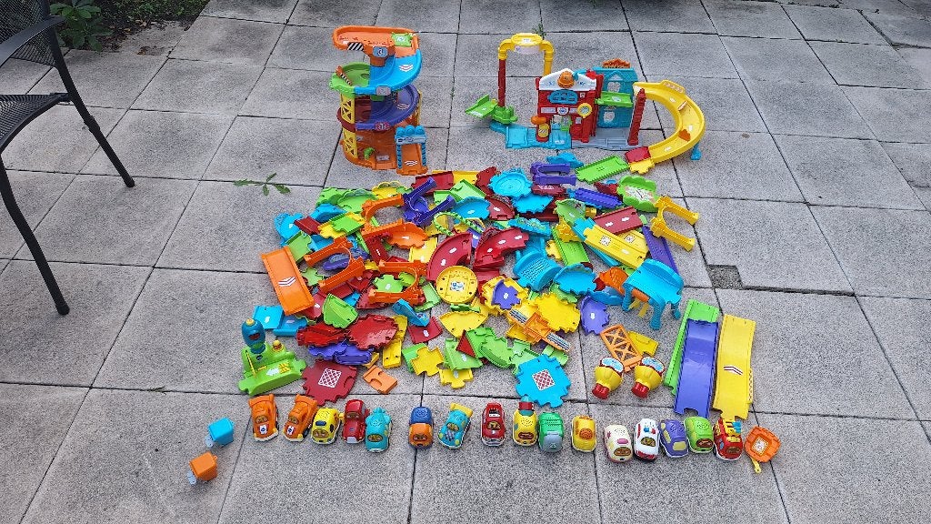 Toet toet auto divers VTech, Ophalen, Gebruikt, 6 maanden tot 2 jaar