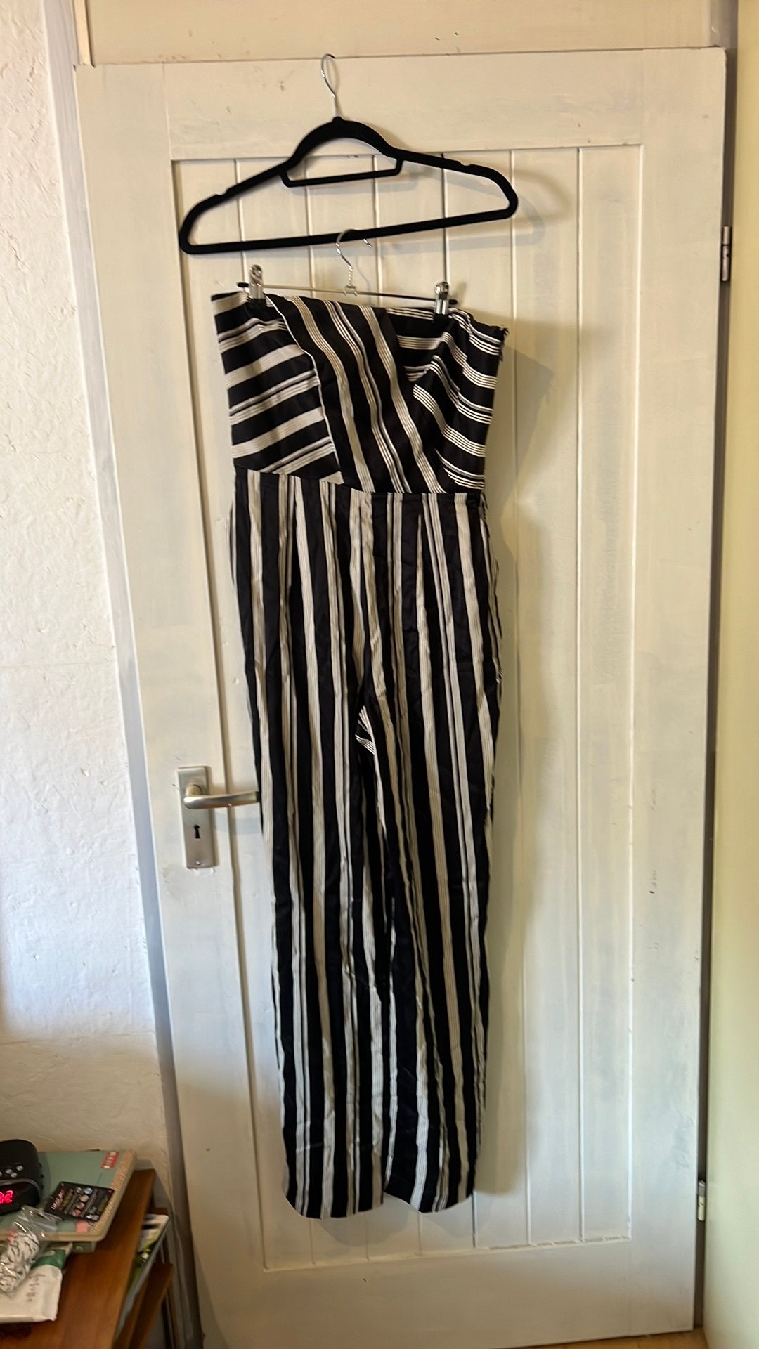 Stijlvolle gestreepte jumpsuit, Kleding | Dames, Jumpsuits, Ophalen of Verzenden, Zo goed als nieuw, Maat 38/40 (M), Zwart