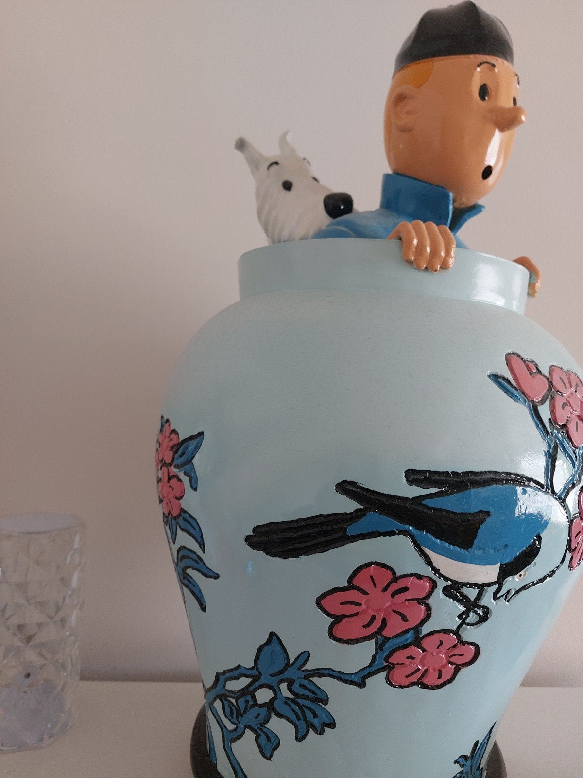 kuifje grote potiche handgemaakt 45 cm hoog, Ophalen, Kuifje, Zo goed als nieuw, Beeldje of Figuurtje