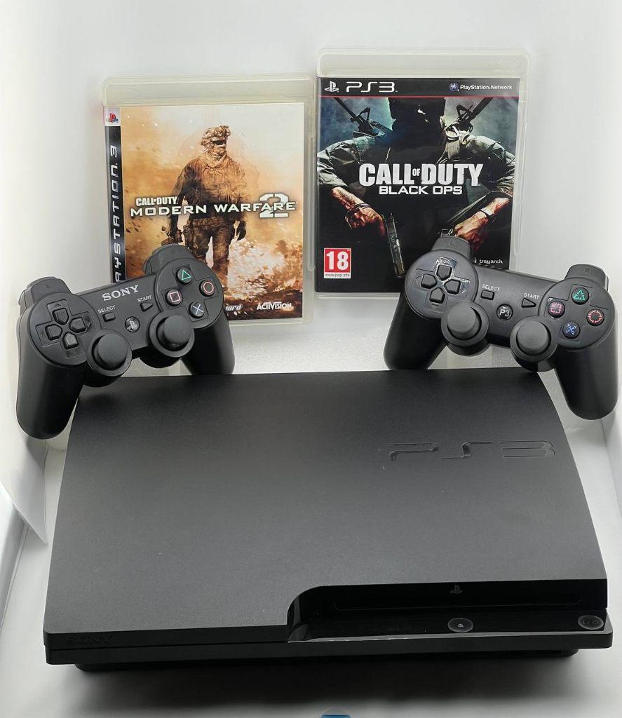Sony PlayStation 3 Slim 320GB + 2 Controllers +Cod Games PS3, Spelcomputers en Games, Met games, Met 2 controllers, 320 GB, Ophalen of Verzenden