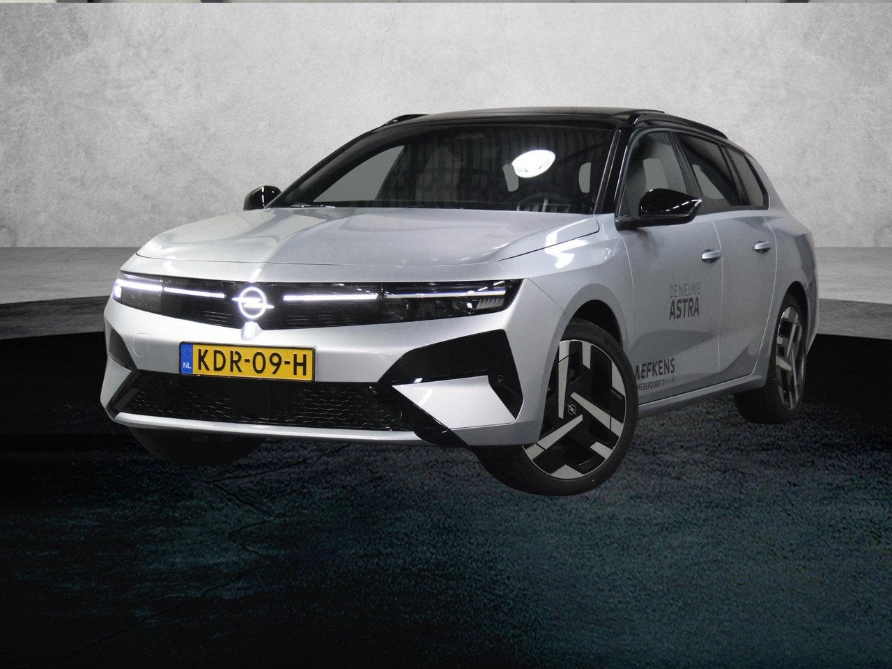 Opel Astra Electric 58 kWh 156PK Ultimate | 1ste eigenaar |, Automaat, Dealer onderhouden, Gebruikt, 156 pk