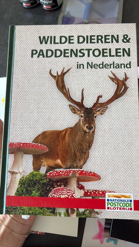 Boek Wilde dieren & paddestoelen in NL, Ophalen, Nieuw, Natuur algemeen