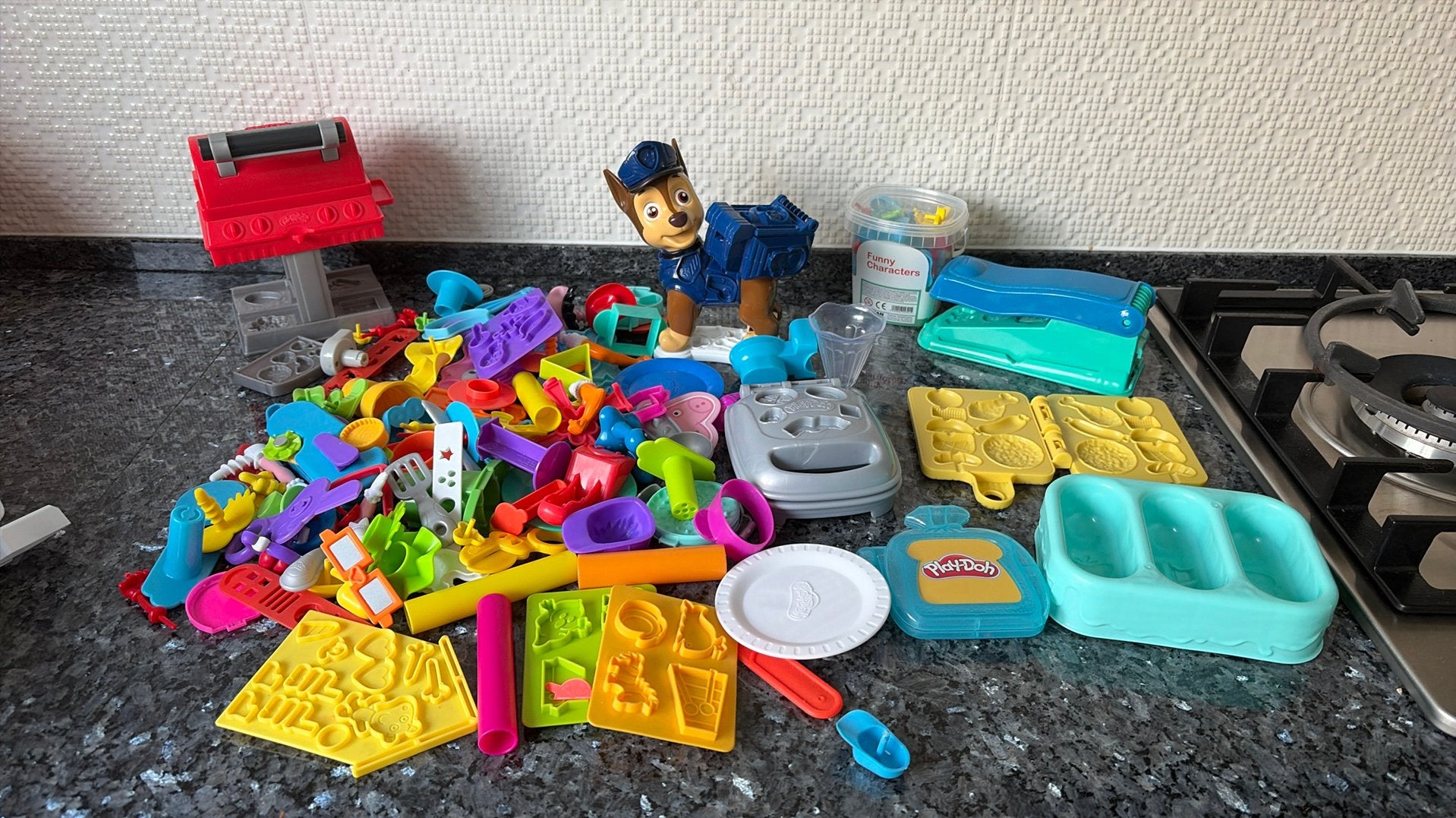 Playdoh veel onderdelen, Ophalen of Verzenden, Zo goed als nieuw