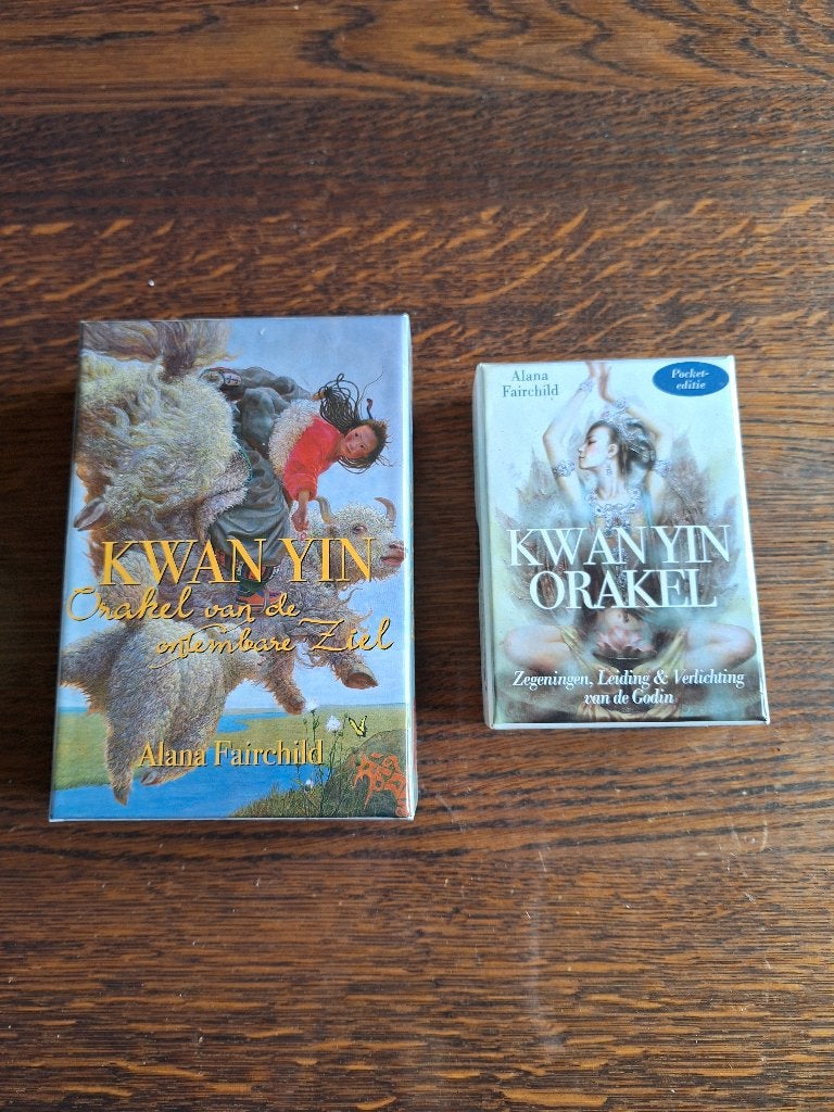Kwan Yin orakel kaarten Alana Fairchild 2 sets, Ophalen of Verzenden, Zo goed als nieuw, Tarot of Kaarten leggen, Overige typen