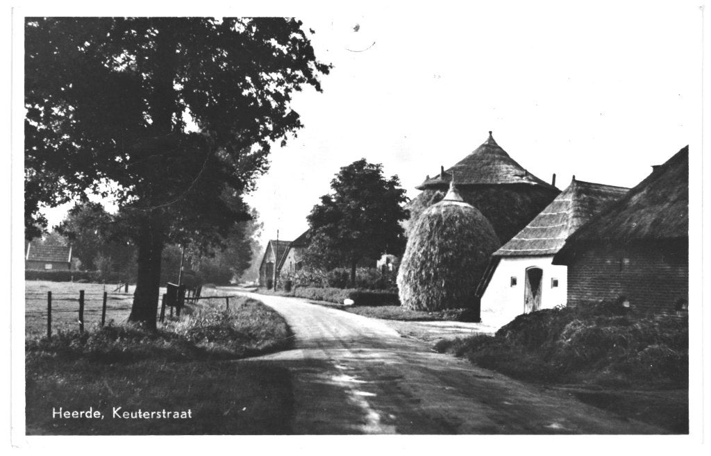 804405	Heerde	Gld 1950 Keuterstraat	Gelopen met Postzegel