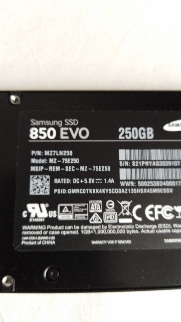Samsung SSD 850 EVO 250GB - Zo goed als nieuw, Computers en Software, Intern, Console, Verzenden, Zo goed als nieuw