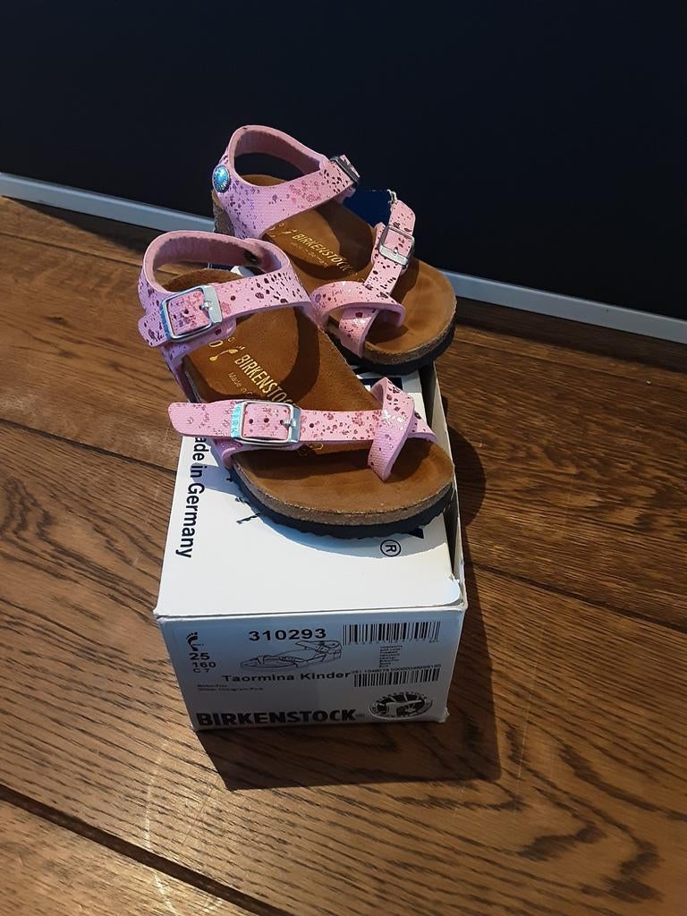 Birkenstock sandalen roze maat 25 z.g.a.n, Kinderen en Baby's, Kinderkleding | Schoenen en Sokken, Ophalen of Verzenden, Meisje
