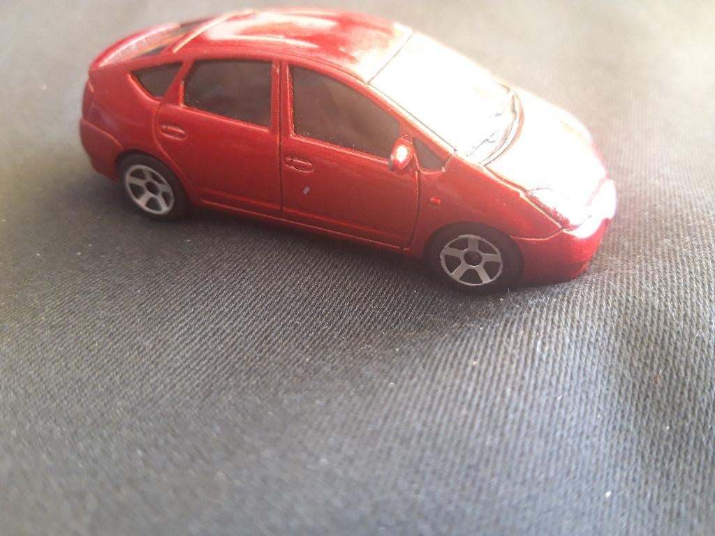 Toyota Prius rood metalllic – Majorette, Ophalen of Verzenden, Zo goed als nieuw, Auto