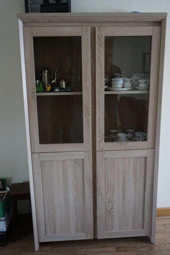 vitrinekast, Ophalen, Met plank(en), 100 tot 150 cm, Glas