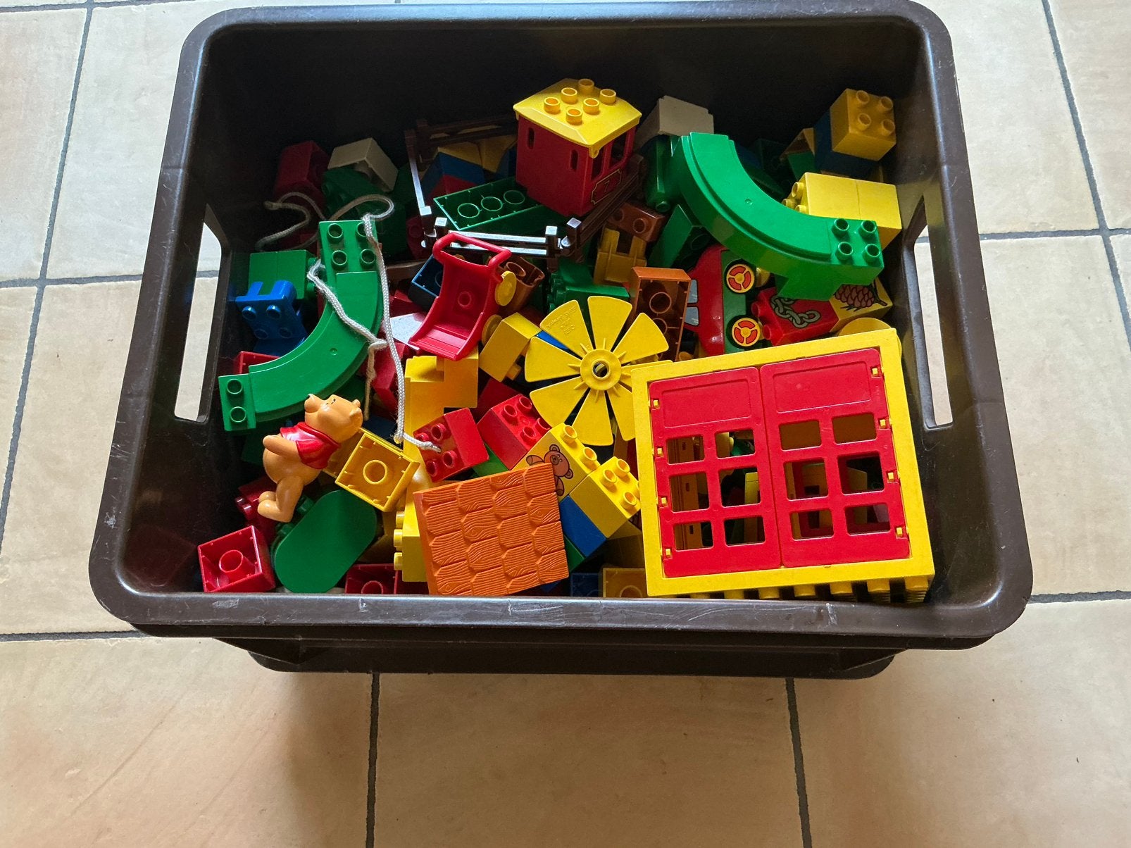 Verrijdbare Curverbox vol met Lego Duplo, Ophalen, Gebruikt