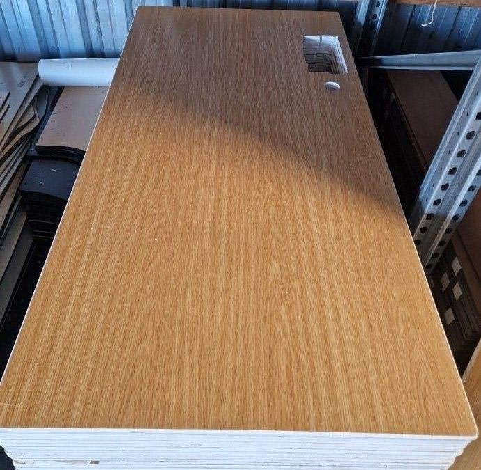 31 stuks Trespa / HPL platen–10mm dik–Ideaal voor klussen, Doe-het-zelf en Verbouw, Platen en Panelen, Ophalen, HPL, Trespa platen