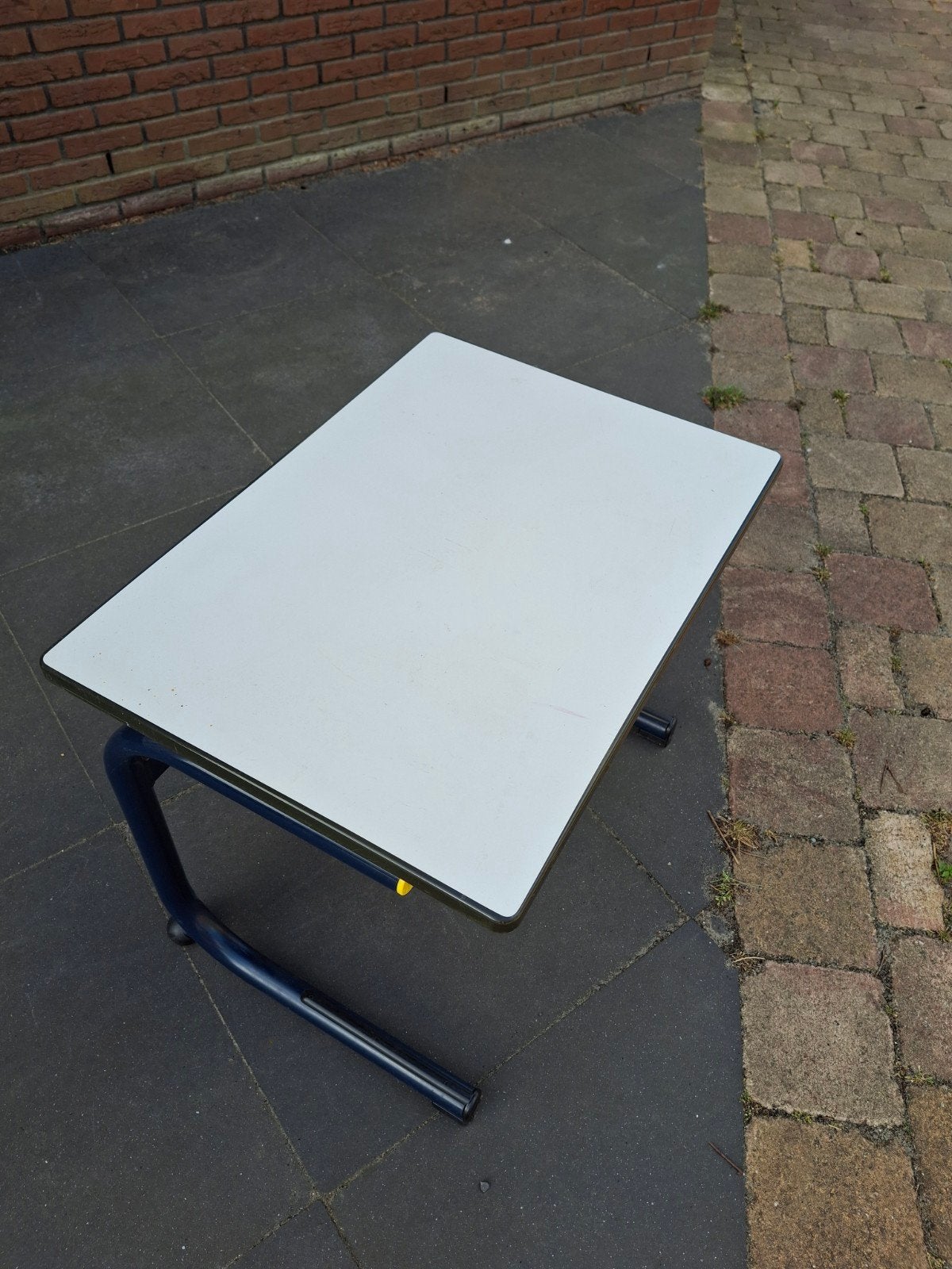 Vintage schoolbankje / bureau met lade, Huis en Inrichting, Tafels | Kaptafels, Gebruikt, 100 tot 150 cm, Vintage, Industrieel