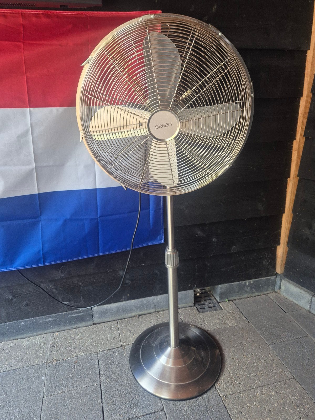 ventilator op standaard, Ophalen, Zo goed als nieuw, Statiefventilator