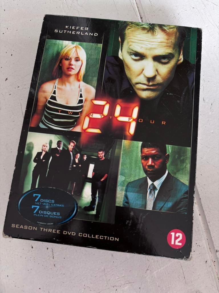 Dvd box 24 hours seizoen 3, Cd's en Dvd's, Dvd's | Tv en Series, Vanaf 12 jaar, Ophalen of Verzenden, Zo goed als nieuw, Actie en Avontuur