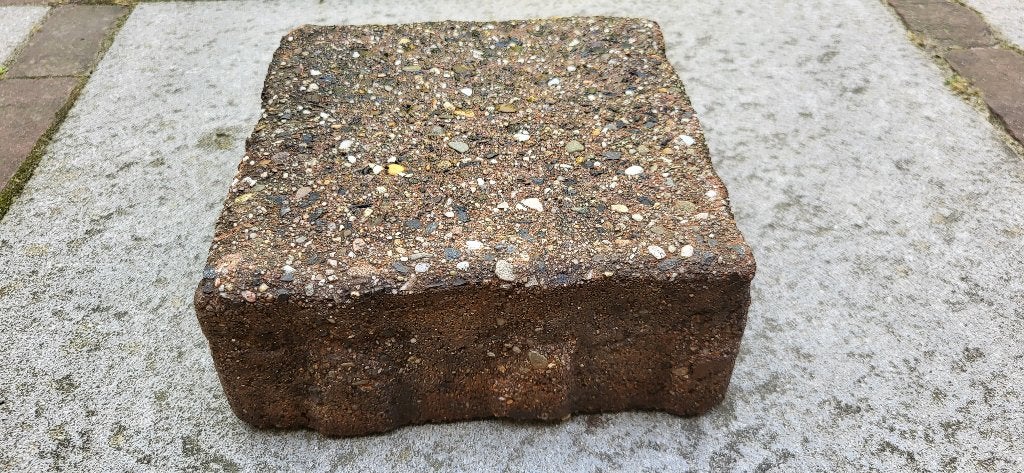 Opritbestrating: ca. 16,5 m² Grindbetonklinkers (17x17x7 cm), Tuin en Terras, Ophalen, Gebruikt, Klinkers, 10 m² of meer