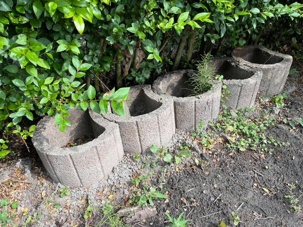 Cobo Garden Bloempot Maan, Ophalen, Gebruikt, Minder dan 30 cm, Overige vormen