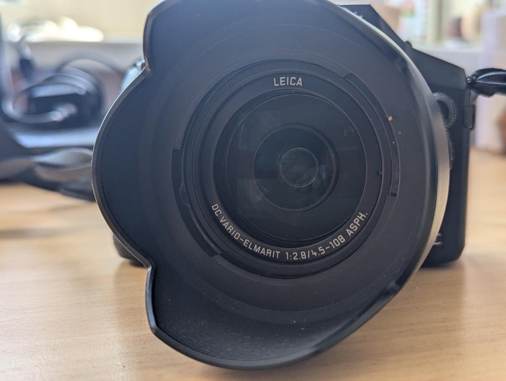 Lumix DMC-F7300 zwart, Ophalen of Verzenden, Gebruikt