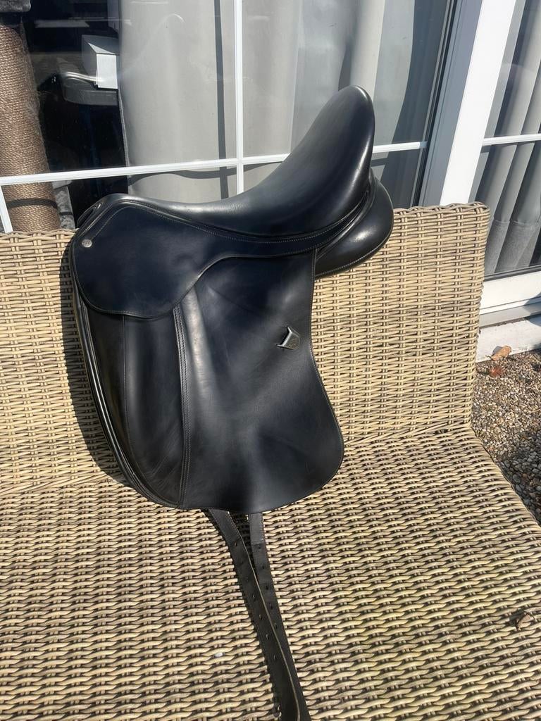 Bates Innova 17,5 inch, Ophalen of Verzenden, Zo goed als nieuw