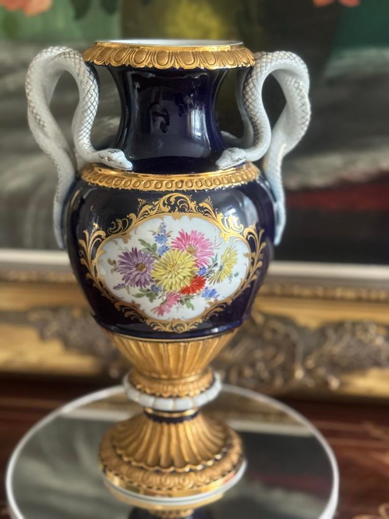 Prachtige Meissen vaas met slangenhandvatten, als nieuw, Ophalen of Verzenden