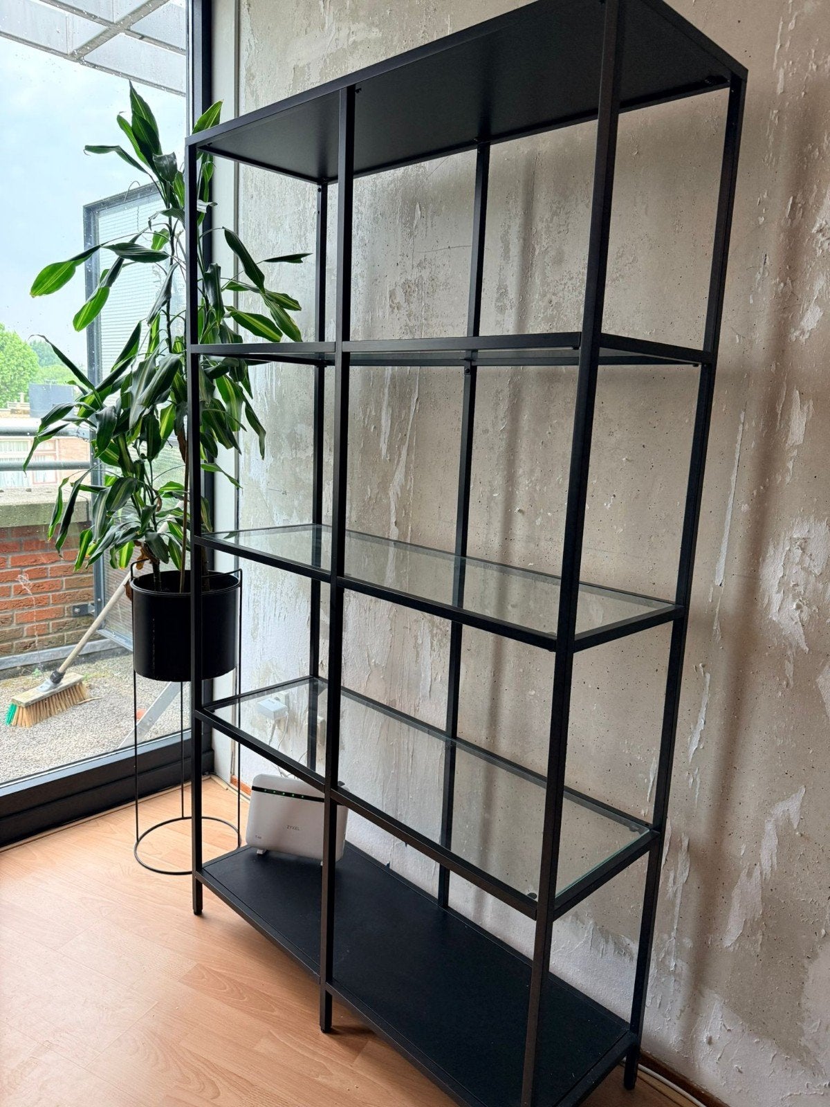 IKEA VITTSJÖ Kast, Ophalen, Met plank(en), Gebruikt, 50 tot 100 cm
