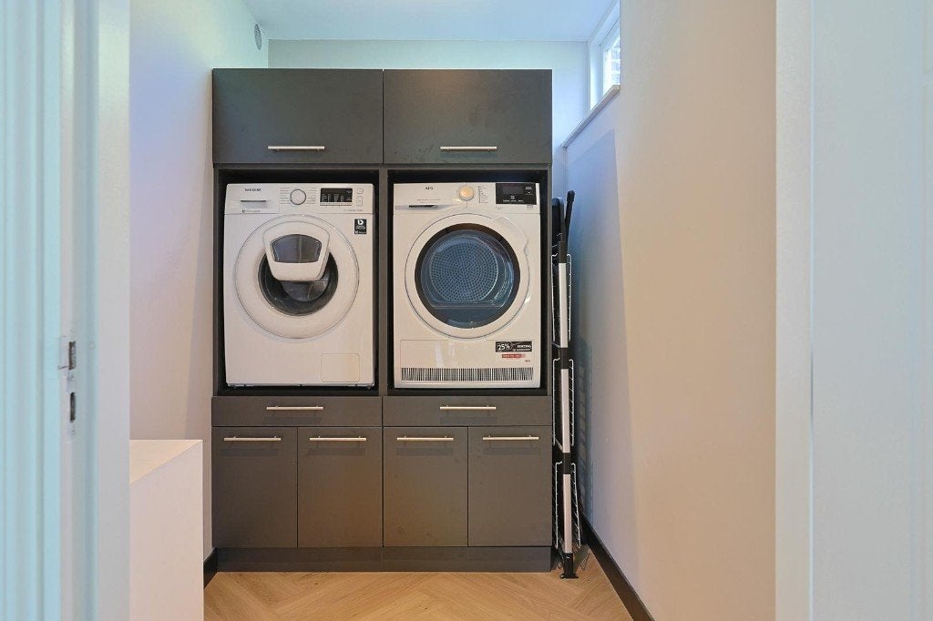 Dubbele, bijna nieuwe wasmachinekast, Ophalen, Overige merken, Overige typen, Zo goed als nieuw