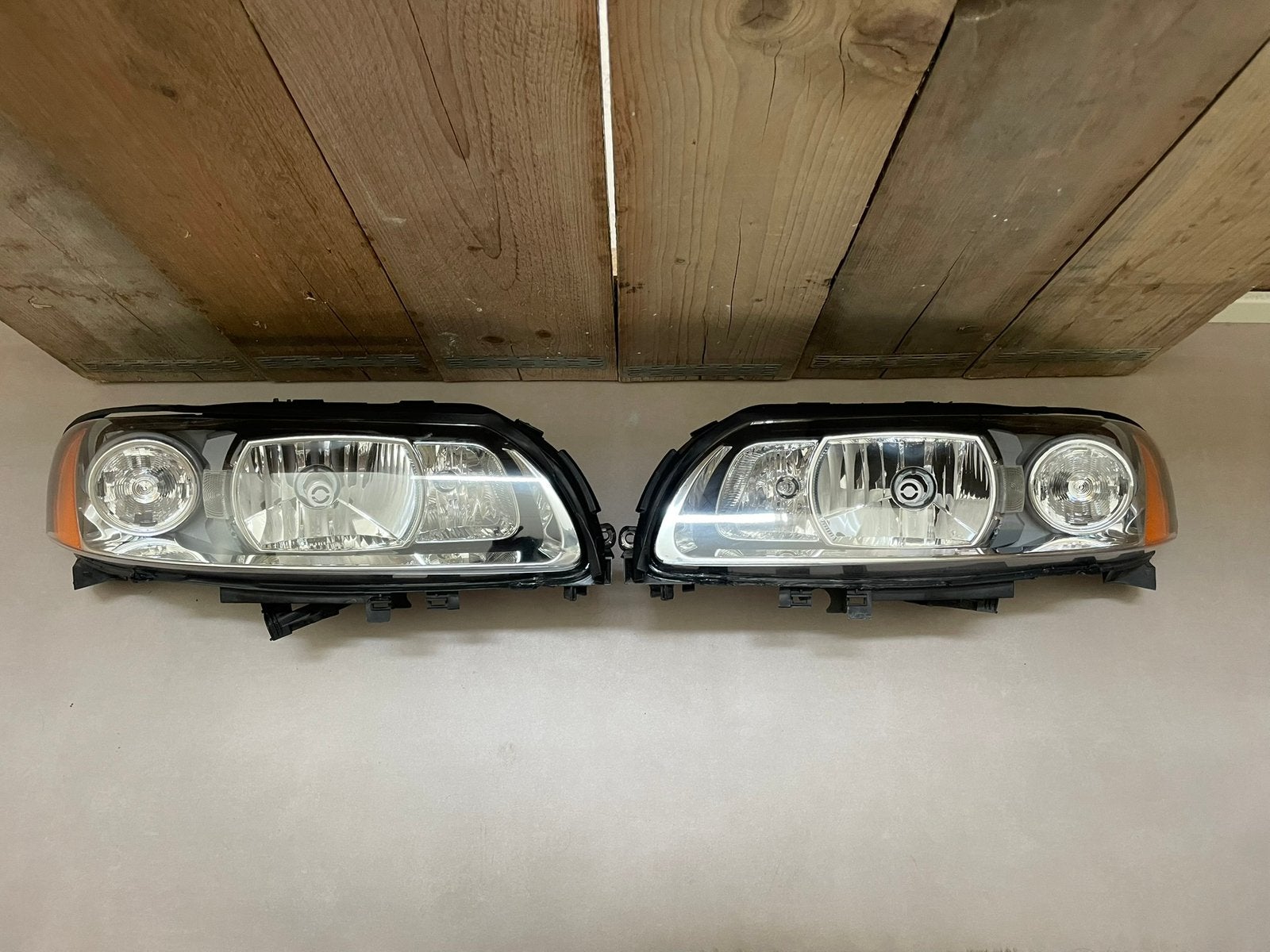Volvo 2004-2009 xenon koplamp gereviseerd, licht als nieuw, Auto-onderdelen, Ophalen, Gereviseerd, Volvo