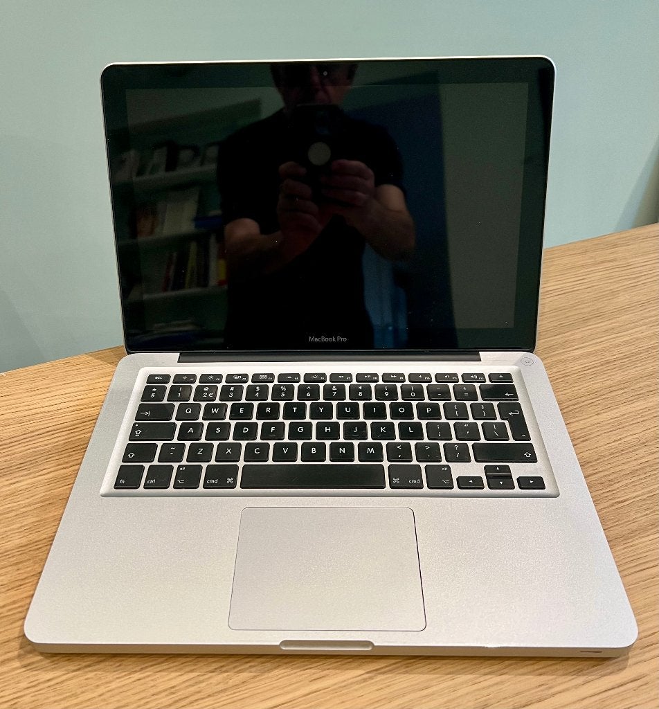 Macbook Pro 13 inch (Mid-2012) - 16GB RAM, 512 GB SSD