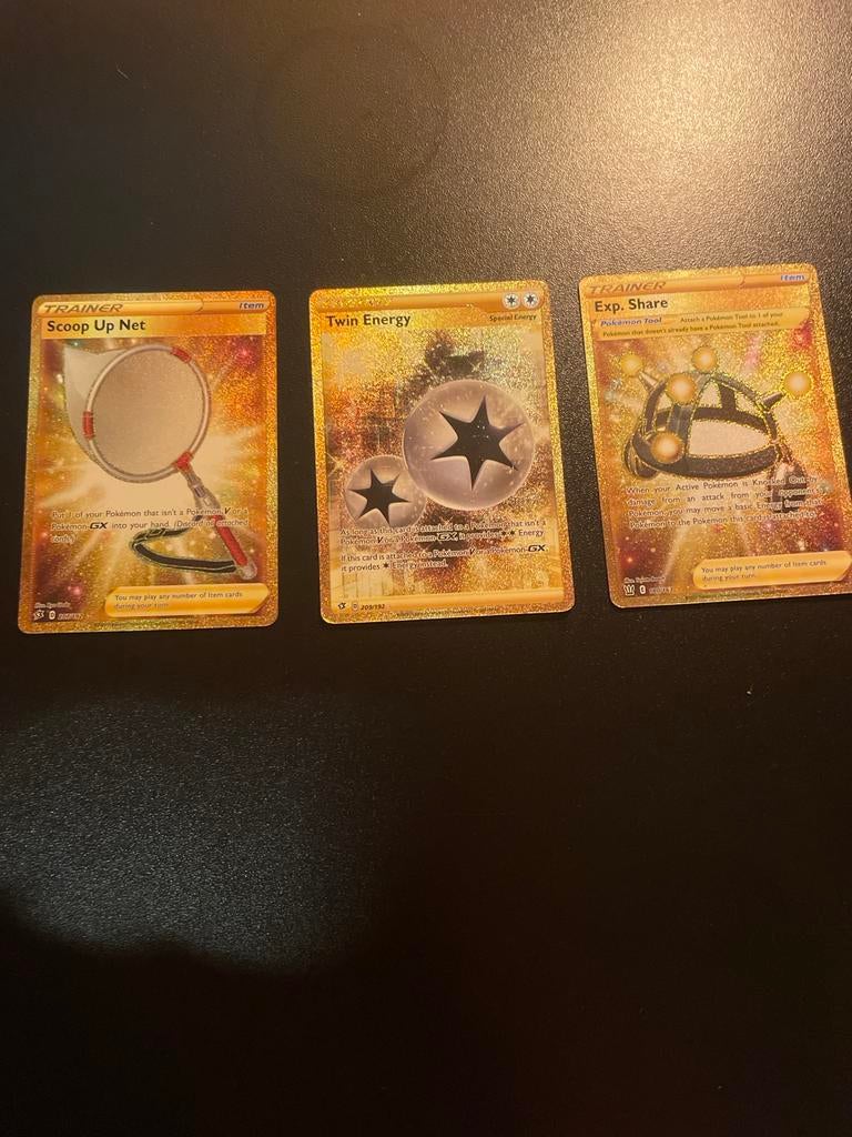 Pokémon gouden kaarten Scoop Up Net, Twin Energy, Exp. Share, Ophalen of Verzenden, Zo goed als nieuw, Meerdere kaarten, Foil